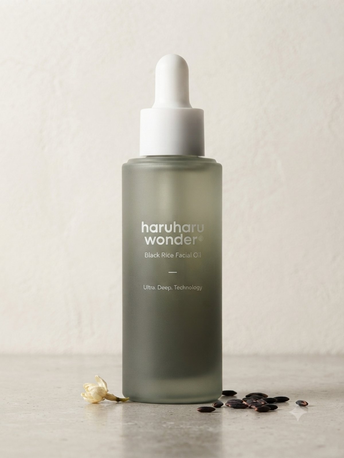 IMG-02862da783df9b9a4dc41c0c0dd72d9e-V Haruharu Wonder Black Rice Facial Oil 30ml - Image 1