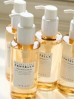 Madagascar Centella Light Cleansing Oil Mini size 30ml - Image 2